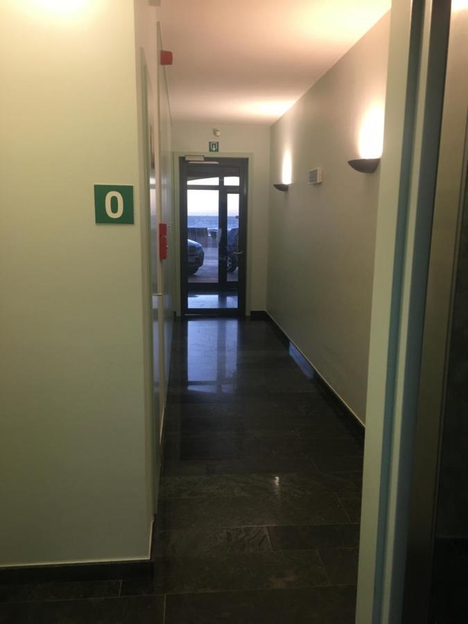 Studio 4 Pers Met Frontaal Zeezicht & Prive Zwembad Oostende Εξωτερικό φωτογραφία